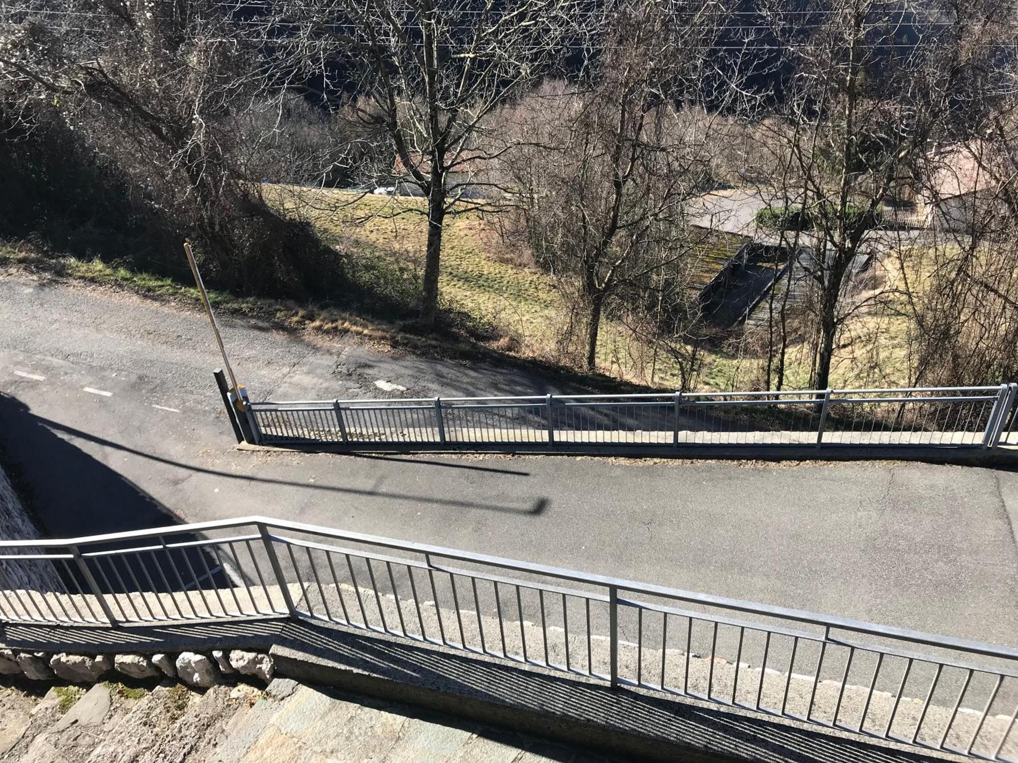 Mangia, Leggi, Dormi Lägenhet Costa di Serina Exteriör bild