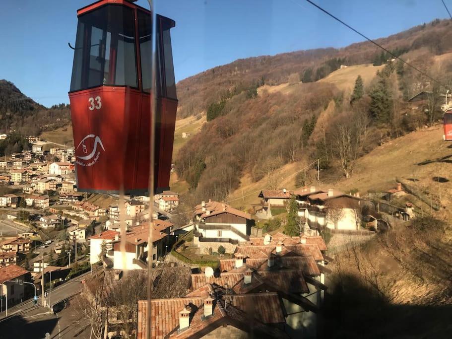 Mangia, Leggi, Dormi Lägenhet Costa di Serina Exteriör bild