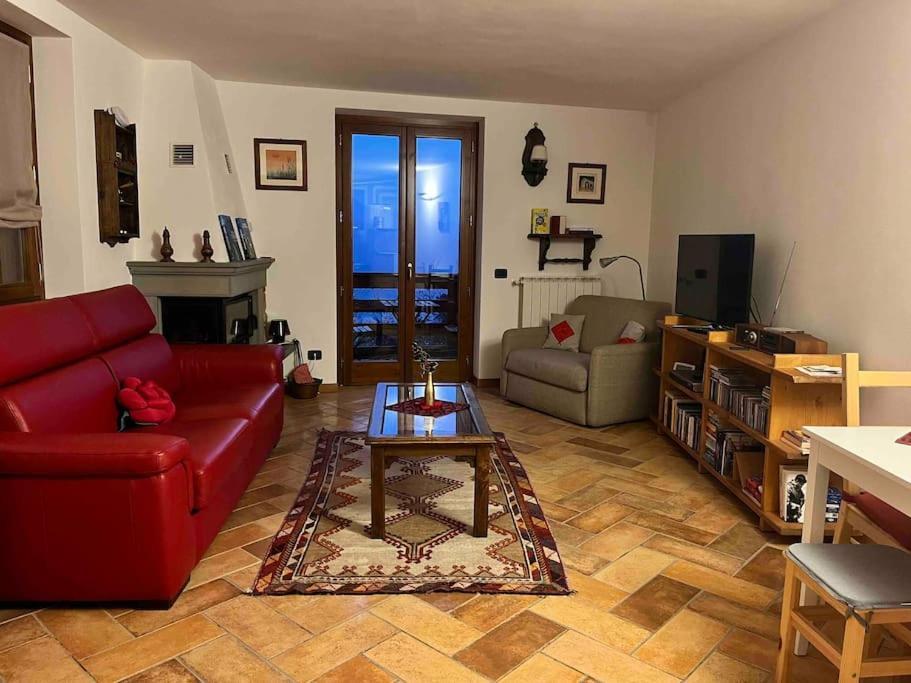 Mangia, Leggi, Dormi Lägenhet Costa di Serina Exteriör bild